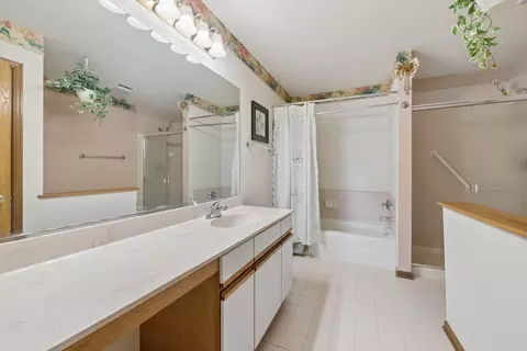 Bath - 20976 W Olive St, Plainfield, IL 60544 photo 1 of 3