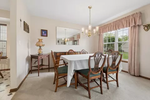 Dining - 20976 W Olive St, Plainfield, IL 60544 photo 2 of 3
