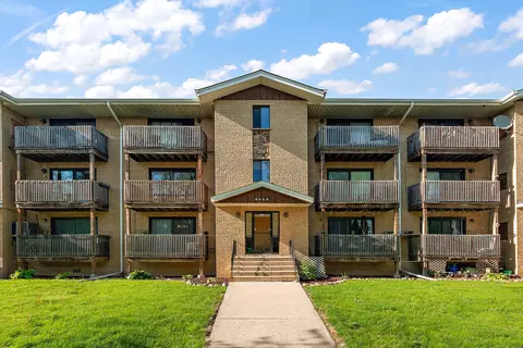9654 Nottingham Ave #1C, Chicago Ridge, IL 60415