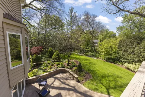 Exterior - 1262 Midwest Ln, Wheaton, IL 60189 photo 4 of 9