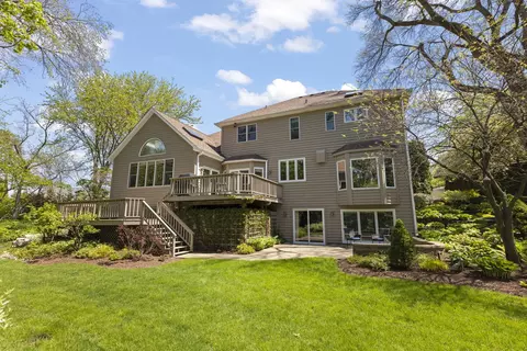 Exterior - 1262 Midwest Ln, Wheaton, IL 60189 photo 7 of 9