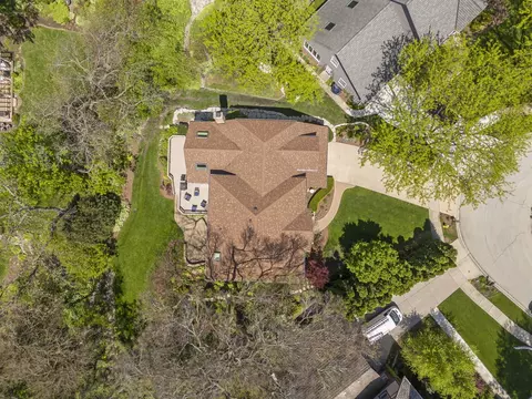View/Area - 1262 Midwest Ln, Wheaton, IL 60189 photo 1 of 4