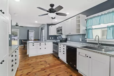 Kitchen - 205 E Kyle St, Ogden, IL 61859 photo 2 of 4
