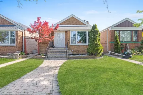 3737 W 70th St, Chicago, IL 60629