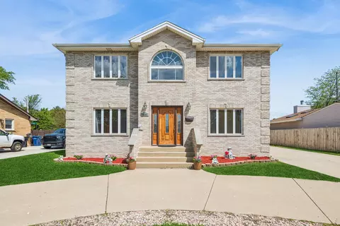 4405 N Redwood Dr, Norridge, IL 60706