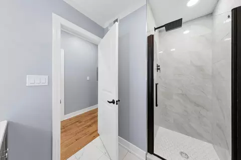 Entry Way - 2233 S Spaulding Ave, Chicago, IL 60623 photo 3 of 4