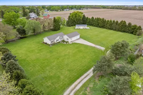 460 E Railroad Ave, Leland, IL 60531