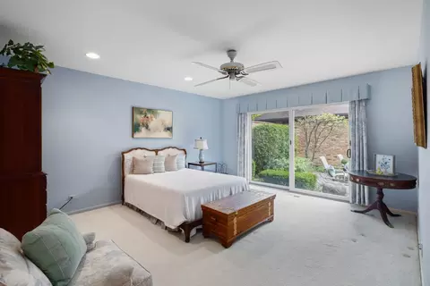 Bedroom - 715 Tomlin Dr #A1, Burr Ridge, IL 60527 photo 2 of 3