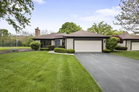 715 Tomlin Dr #A1, Burr Ridge, IL 60527