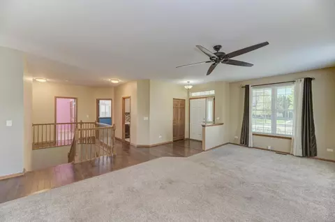 6415 Valley Ridge Dr, Plainfield, IL 60586 photo 7