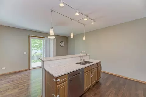 6415 Valley Ridge Dr, Plainfield, IL 60586 photo 12