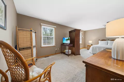 Bedroom - 9845 Cambridge Ct #B, Mokena, IL 60448 photo 2 of 4
