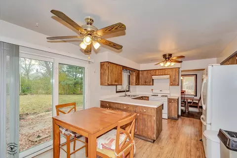 Kitchen - 20535 Marathon Ct, Olympia Fields, IL 60461 photo 1 of 3