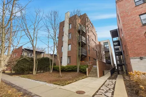 2515 Prairie Ave #1E, Evanston, IL 60201