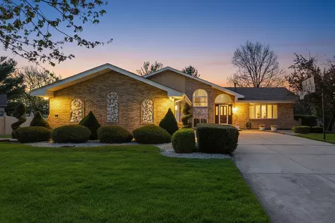 21375 Georgetown Rd, Frankfort, IL 60423