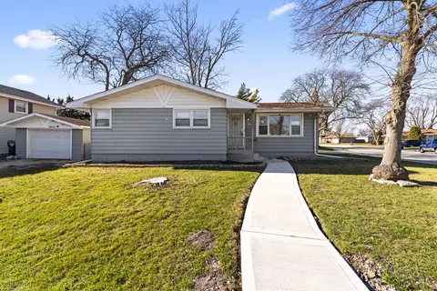 16426 Shirley Ct, South Holland, IL 60473