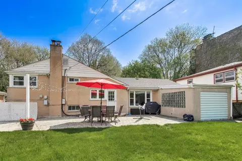 Exterior - 8922 Ewing Ave, Evanston, IL 60203 photo 5 of 7