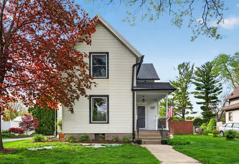 525 W Hurlbut Ave, Belvidere, IL 61008