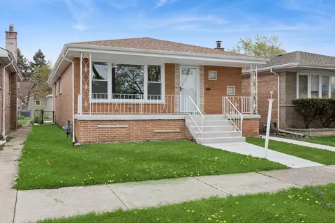 12621 S Wood St, Calumet Park, IL 60827