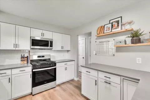Kitchen - 314 Crest Rd, Eldridge, IA 52748 photo 3 of 4