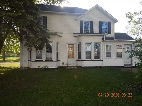214 N 1st St, Neponset, IL 61345