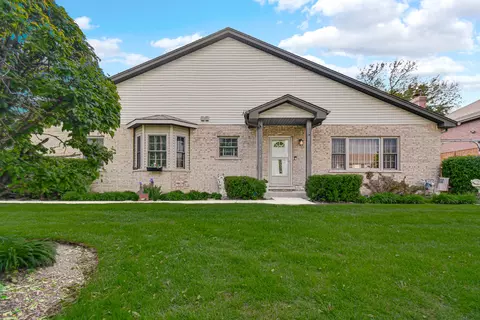 9324 S 79th Ave #9324, Hickory Hills, IL 60457