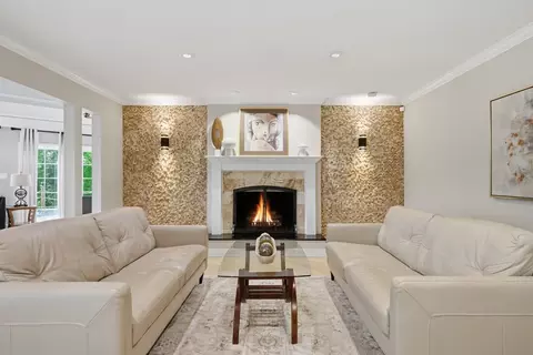 877 N Dovington Dr, Hoffman Estates, IL 60169 photo 17