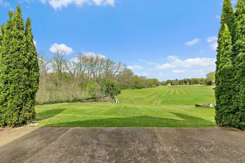 Exterior - 919 Spring Dr, Marengo, IL 60152 photo 5 of 5
