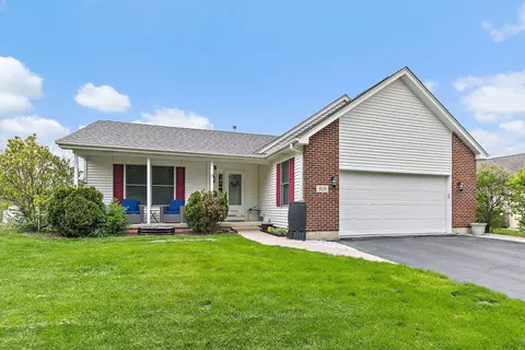919 Spring Dr, Marengo, IL 60152