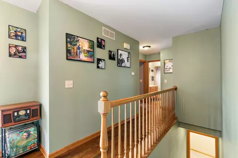 Entry Way - 919 Spring Dr, Marengo, IL 60152 photo 2 of 2