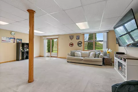 Living - 919 Spring Dr, Marengo, IL 60152 photo 2 of 2