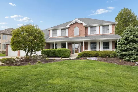 13250 W Choctaw Trl, Homer Glen, IL 60491