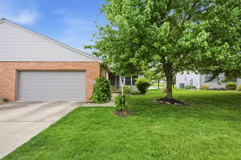 709 Sunflower St #B, Savoy, IL 61874