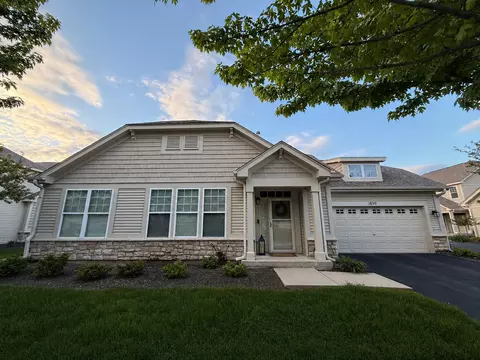 1850 Foxridge Ct, Aurora, IL 60502