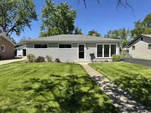 350 N 2nd Ave, Villa Park, IL 60181