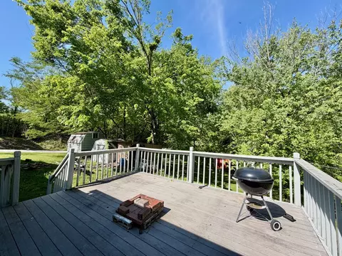 Exterior - 7 Lost Ranch Rd, Murphysboro, IL 62966 photo 2 of 8