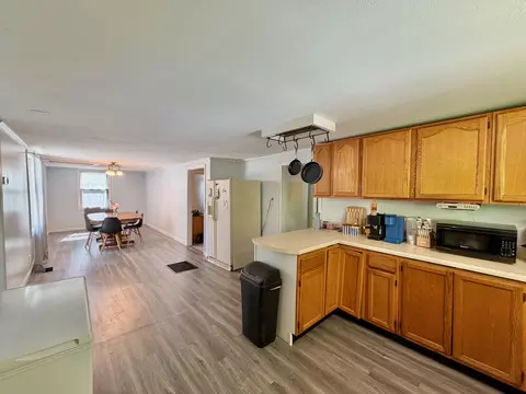 Kitchen - 7 Lost Ranch Rd, Murphysboro, IL 62966 photo 5 of 6