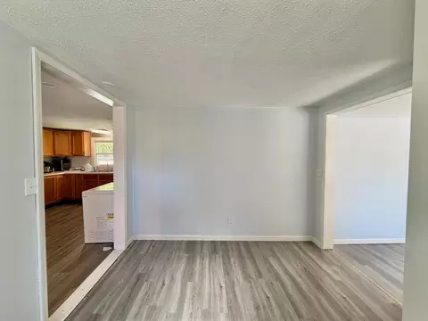Living - 7 Lost Ranch Rd, Murphysboro, IL 62966 photo 1 of 6