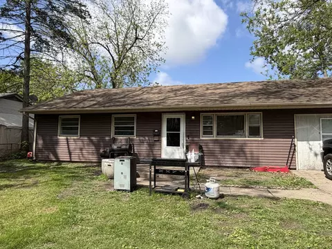 1503 Garden Hills Dr, Champaign, IL 61821