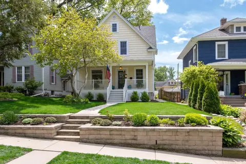 2321 Fulton Ave, Davenport, IA 52803
