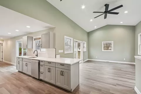 Other - 402 Lily Ln, Lakemoor, IL 60051 photo 3 of 9