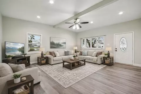 Living - 402 Lily Ln, Lakemoor, IL 60051 photo 1 of 7