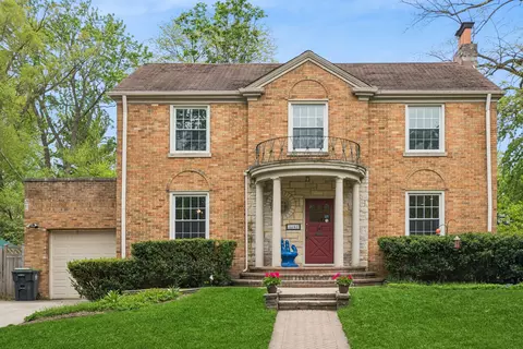 3042 Isabella St, Evanston, IL 60201