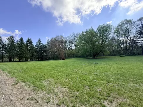 Exterior - 1355 Sublette Rd, Sublette, IL 61367 photo 7 of 17