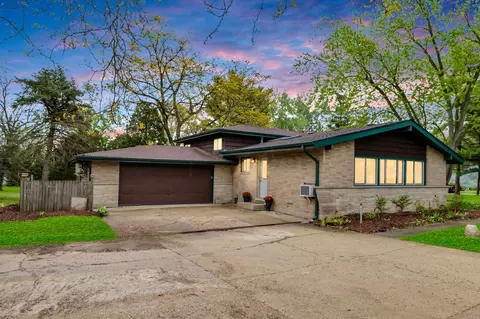 2 N629 Jefferson St, West Chicago, IL 60185
