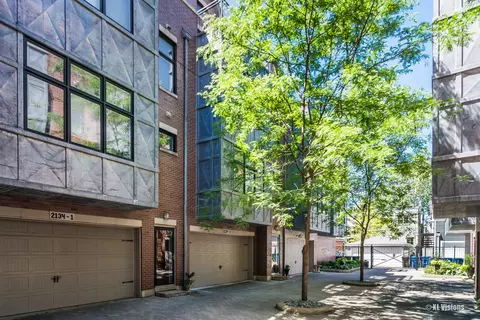 2134 W Irving Park Rd #2, Chicago, IL 60618