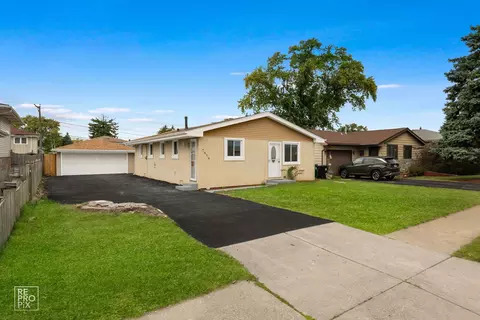7616 S 78th Ave, Bridgeview, IL 60455