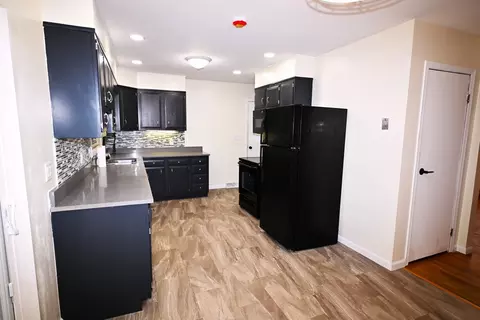 Kitchen - 49 E 6th St, El Paso, IL 61738 photo 4 of 4