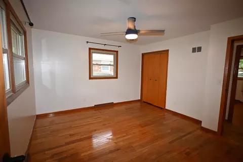 Bedroom - 49 E 6th St, El Paso, IL 61738 photo 5 of 5