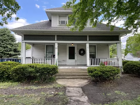 521 S Central St, Gilman, IL 60938